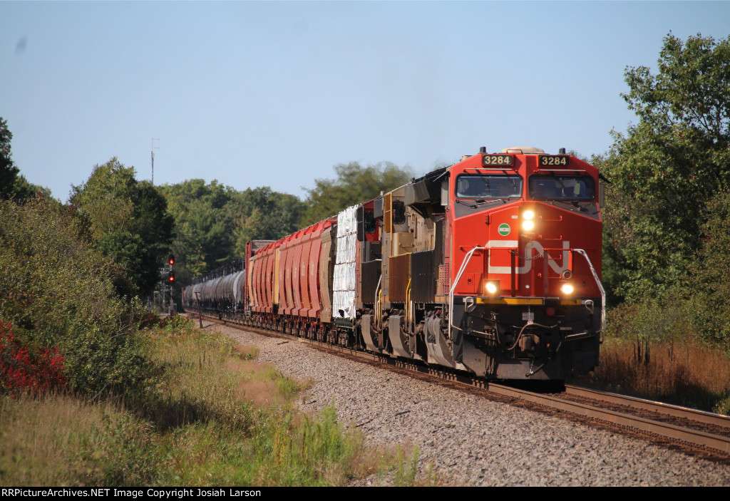 CN 3284 South